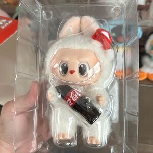 LABUBU X COCA COLA: Surprise Shake